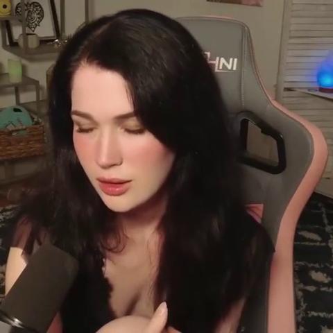 Evelynclaire Live Show Recorded On 2023-12-28 06-16-35