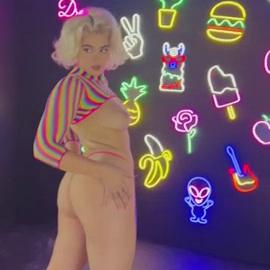 Stefania Ferrario1