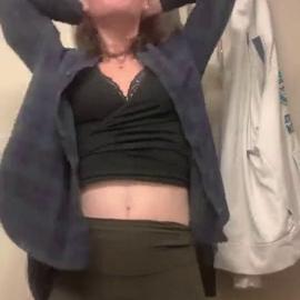 K_Lynlyn – Cutie Stripping Naked Showing Off Her Perfect Body