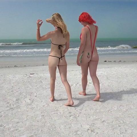 (Clubtvmodelz) Cindel & Suicide Girl